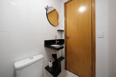 Apartamento para alugar com 33m², 2 quartos e sem vagaBanheiro