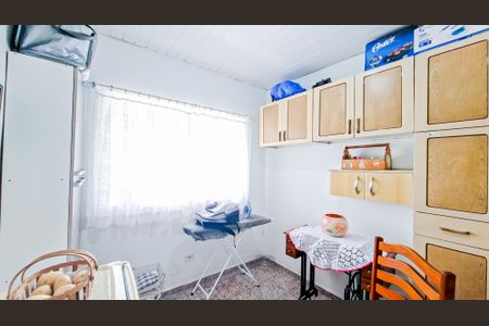 Casa à venda com 208m², 4 quartos e 4 vagasQuarto 3