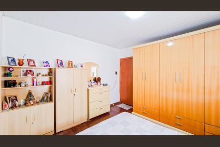 Casa para alugar com 208m², 4 quartos e 4 vagasQuarto 4 - Suíte