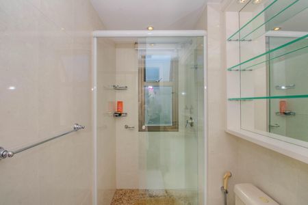 Apartamento para alugar com 180m², 2 quartos e 2 vagas Apartamento para alugar com 180m², 2 quartos e 2 vagasBanheiro da Suíte 1