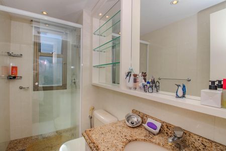 Apartamento para alugar com 180m², 2 quartos e 2 vagas Apartamento para alugar com 180m², 2 quartos e 2 vagasBanheiro da Suíte 1