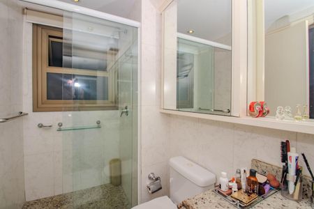 Apartamento para alugar com 180m², 2 quartos e 2 vagas Apartamento para alugar com 180m², 2 quartos e 2 vagasBanheiro da Suíte 2