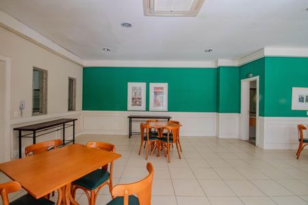 Apartamento para alugar com 180m², 2 quartos e 2 vagas Apartamento para alugar com 180m², 2 quartos e 2 vagasÁrea comum - Salão de festas