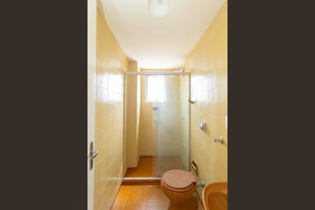 Banheiro  de apartamento para alugar com 1 quarto, 46m² em Farroupilha, Porto Alegre