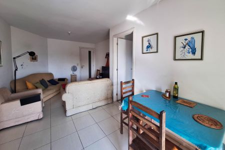 Apartamento à venda com 87m², 2 quartos e 1 vagaSala