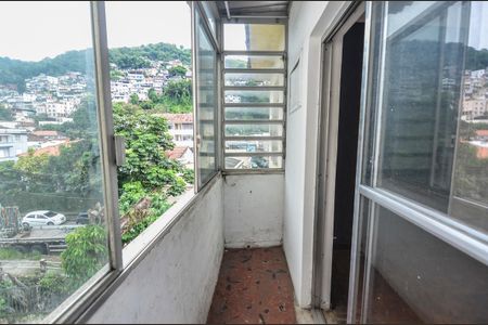 Sala de apartamento à venda com 2 quartos, 52m² em Tijuca, Rio de Janeiro