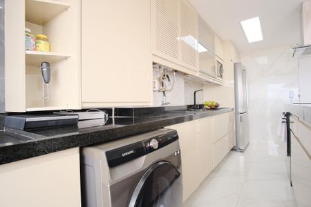 Apartamento à venda com 58m², 2 quartos e 1 vagaCozinha e Área de Serviço