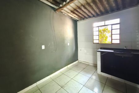 Cozinha de casa à venda com 2 quartos, 500m² em Cidade Satélite Íris, Campinas