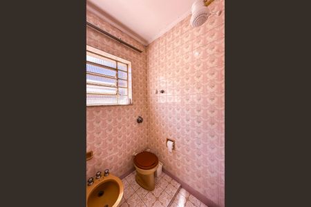 Casa à venda com 172m², 3 quartos e 4 vagasBanheiro