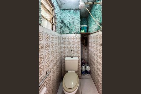 Casa à venda com 172m², 3 quartos e 4 vagasBanheiro 3