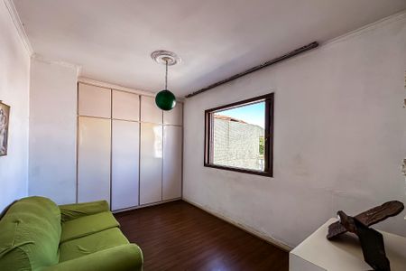 Casa à venda com 172m², 3 quartos e 4 vagasSuíte