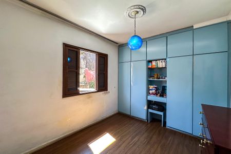 Casa à venda com 172m², 3 quartos e 4 vagasQuarto 1