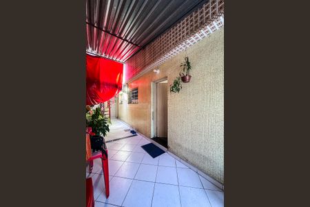 Casa à venda com 172m², 3 quartos e 4 vagasÁrea externa