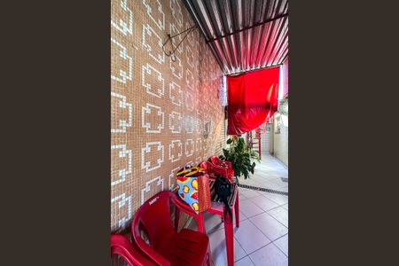 Casa à venda com 172m², 3 quartos e 4 vagasÁrea externa