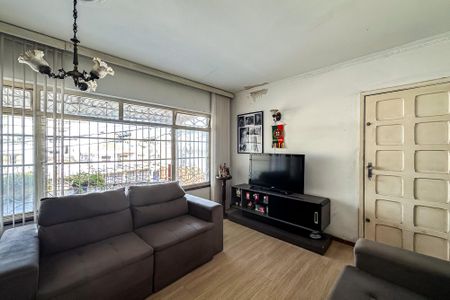 Casa à venda com 172m², 3 quartos e 4 vagasSala