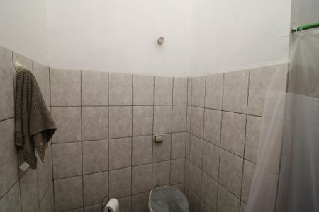 Casa à venda com 102m², 2 quartos e 1 vagaBanheiro