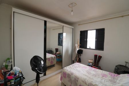 Casa à venda com 102m², 2 quartos e 1 vagaQuarto