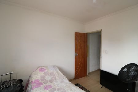 Casa à venda com 102m², 2 quartos e 1 vagaQuarto