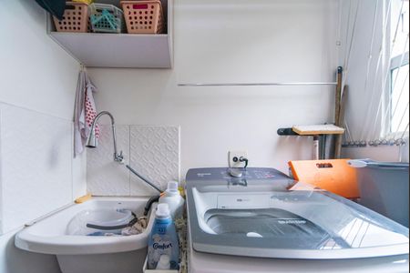 Apartamento para alugar com 54m², 2 quartos e 1 vagaÁrea de Serviço