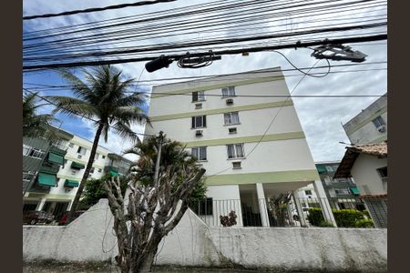 Apartamento para alugar com 54m², 2 quartos e 1 vagaFachada + plaquinha