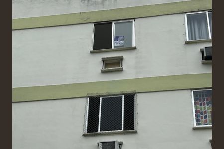 Apartamento para alugar com 54m², 2 quartos e 1 vagaFachada + plaquinha