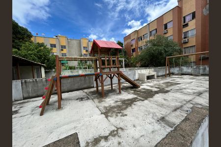 Apartamento para alugar com 54m², 2 quartos e 1 vagaÁrea comum - Playground