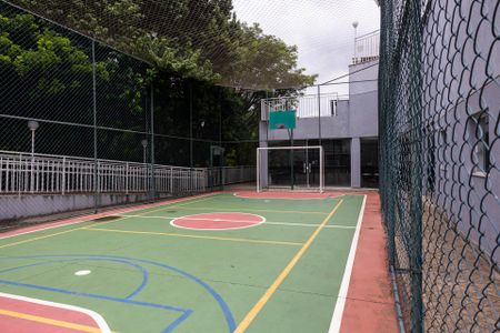 Apartamento para alugar com 80m², 3 quartos e 2 vagasQuadra Esportiva