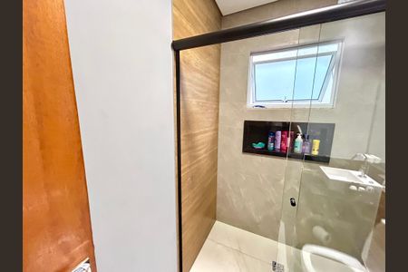 Casa à venda com 173m², 3 quartos e 2 vagas Casa à venda com 173m², 3 quartos e 2 vagasBanheiro 1