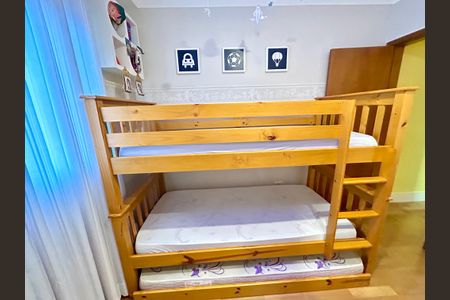 Casa à venda com 173m², 3 quartos e 2 vagas Casa à venda com 173m², 3 quartos e 2 vagasQuarto 1