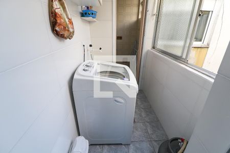 Apartamento à venda com 58m², 2 quartos e 1 vaga Apartamento à venda com 58m², 2 quartos e 1 vagaÁrea de serviço