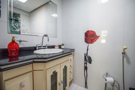 Apartamento à venda com 87m², 4 quartos e 2 vagasBanheiro