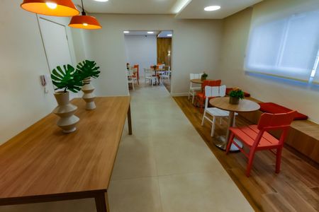 Apartamento para alugar com 36m², 2 quartos e 1 vaga Apartamento para alugar com 36m², 2 quartos e 1 vagaÁrea comum - Salão de festas (infantil)