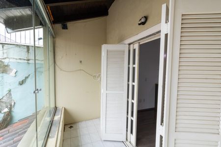 Casa à venda com 200m², 3 quartos e sem vaga Casa à venda com 200m², 3 quartos e sem vagaSuíte