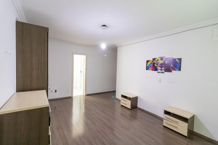 Casa à venda com 200m², 3 quartos e sem vaga Casa à venda com 200m², 3 quartos e sem vagaSuíte