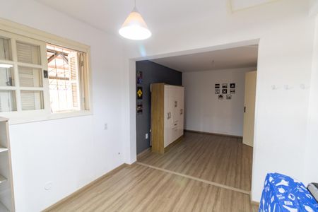 Casa à venda com 200m², 3 quartos e sem vaga Casa à venda com 200m², 3 quartos e sem vagaQuarto 1