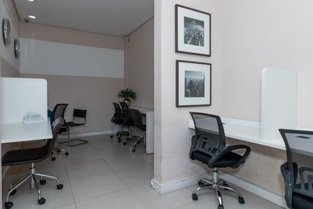 Apartamento à venda com 97m², 2 quartos e 2 vagas Apartamento à venda com 97m², 2 quartos e 2 vagasÁrea comum - Home Office