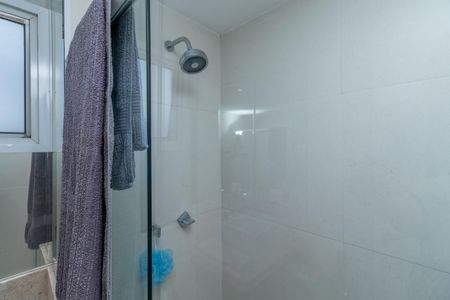 Apartamento à venda com 97m², 2 quartos e 2 vagas Apartamento à venda com 97m², 2 quartos e 2 vagasBanheiro da Suíte 2