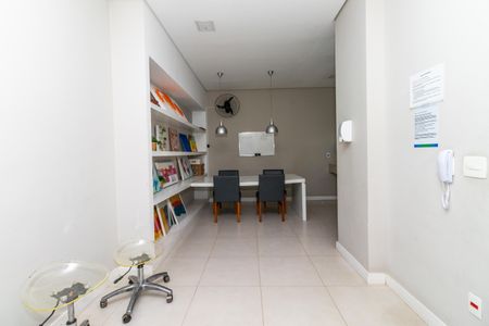 Apartamento à venda com 97m², 2 quartos e 2 vagas Apartamento à venda com 97m², 2 quartos e 2 vagasÁrea comum - Oficina