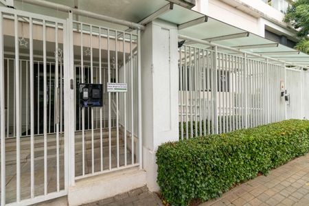 Apartamento à venda com 97m², 2 quartos e 2 vagas Apartamento à venda com 97m², 2 quartos e 2 vagasPortaria