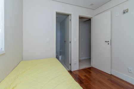 Apartamento à venda com 97m², 2 quartos e 2 vagas Apartamento à venda com 97m², 2 quartos e 2 vagasSuíte 1