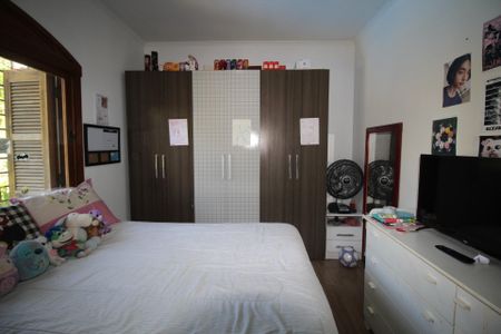 Casa à venda com 435m², 5 quartos e 4 vagasQuarto 2