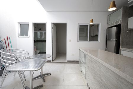 Casa à venda com 121m², 2 quartos e 2 vagasCozinha