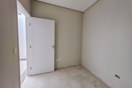 Casa à venda com 121m², 2 quartos e 2 vagas