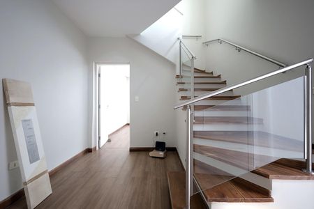 Casa à venda com 121m², 2 quartos e 2 vagasSala