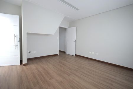 Casa à venda com 121m², 2 quartos e 2 vagasSala