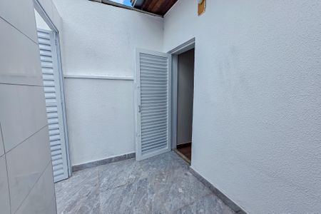 Casa à venda com 121m², 2 quartos e 2 vagas