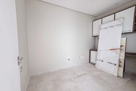 Casa à venda com 121m², 2 quartos e 2 vagas
