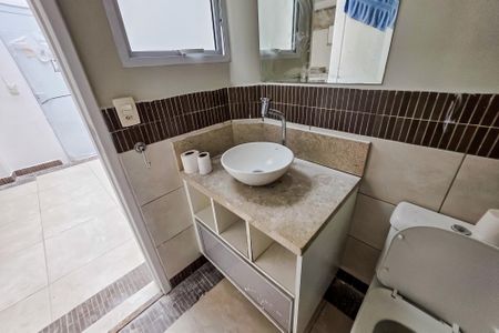 Casa à venda com 121m², 2 quartos e 2 vagas