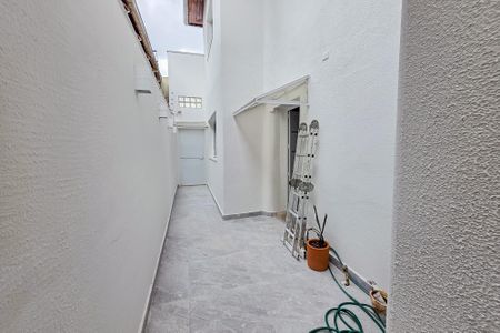 Casa à venda com 121m², 2 quartos e 2 vagas