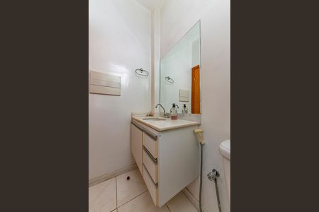 Apartamento à venda com 178m², 3 quartos e 4 vagas Apartamento à venda com 178m², 3 quartos e 4 vagasLavabo